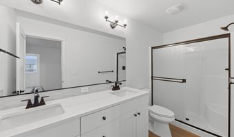 2524 NE Purcell Blvd, Bend, OR 97701