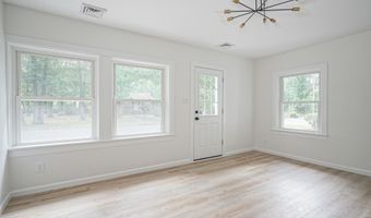 123 12th St, Absecon, NJ 08201