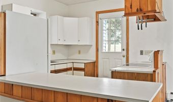 28 Sand Hill Dr, North Kingstown, RI 02852