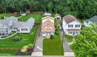 833 Lincoln St, Middletown, NJ 07748