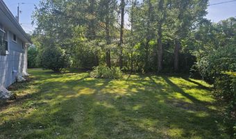 2 Jeffrey Ln, Albany, NY 12211