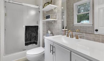 224 Aldridge Ln, Archdale, NC 27263
