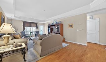 28 N De Baun Ave 304, Airmont, NY 10901