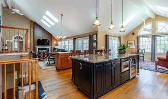 454 N Quidnessett Rd, North Kingstown, RI 02852