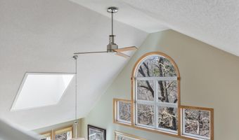 1342 Stagecoach Trl S, Afton, MN 55001