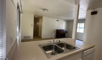 2518 Wanek Rd D, Escondido, CA 92027