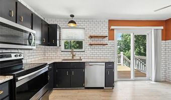 2925 Mahogany Ln, Arnold, MO 63010