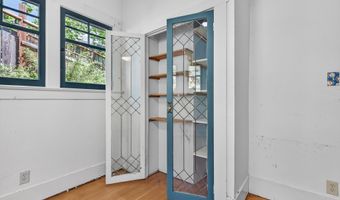 71 Scenic Dr, Ashland, OR 97520