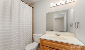 2408 Kilborne Dr, Charlotte, NC 28205
