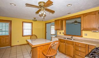 60 S Alhambra Cir, Agawam, MA 01001