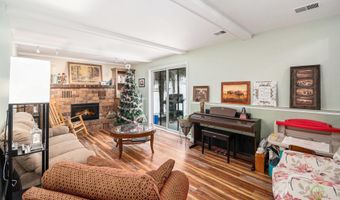 446 Adaway Ave SE, Ada, MI 49301