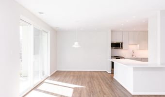 7 HAMILL Rd 7C, Baltimore, MD 21210