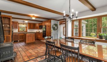 69 King Rd, Bedford, NH 03110