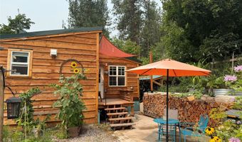 103 7th St, Alberton, MT 59820