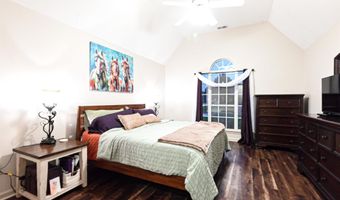 6437 INNISWOOD Dr, Bartlett, TN 38135
