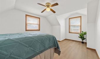 13294 212th Ave, Anamosa, IA 52205