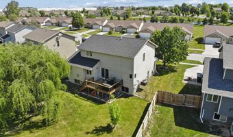 926 8th Ave NW, Altoona, IA 50009