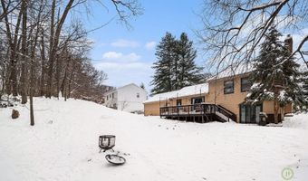 446 Adaway Ave SE, Ada, MI 49301