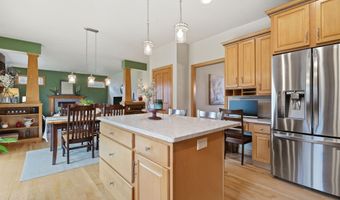 3208 S SOLITUDE Ln, Appleton, WI 54915