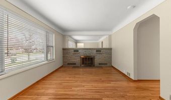 8464 Becker Ave, Allen Park, MI 48101