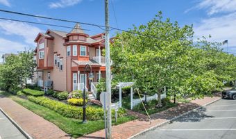 335 Engleside Ave, Beach Haven, NJ 08008
