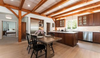 11 Grason Ln, Bar Harbor, ME 04609