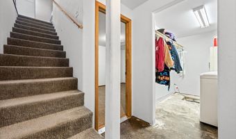 815 Aurora St, Belle Fourche, SD 57717