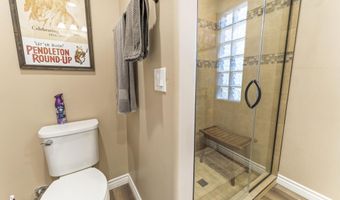 6145 E CAVE CREEK Rd 103, Cave Creek, AZ 85331