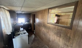 132 W 5th St, Baxter Springs, KS 66713
