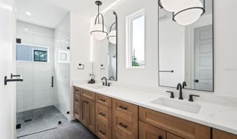 1414 W NEW HAMPSHIRE St, Orlando, FL 32804