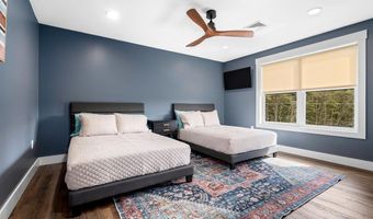 70 Sunset Dr, Belmont, NH 03220