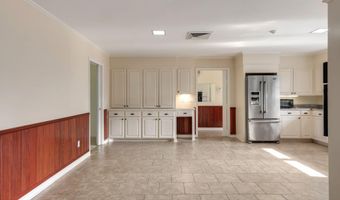 1215 N State St, Abbeville, LA 70510