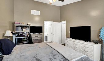 8426 Fort Sumter Dr, Indianapolis, IN 46227