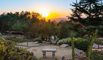 9586 Alto Dr, La Mesa, CA 91941