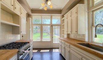 115 W 18th St, Ada, OK 74820