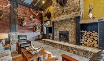 13920 Theisen Rd, Belgrade, MT 59714