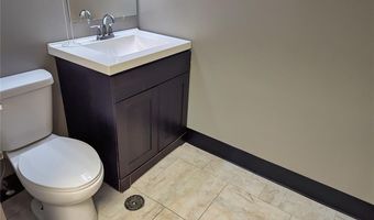410 Sovereign Ct 4, St. Louis, MO 63011