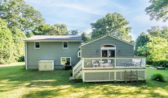 26 High St, North Kingstown, RI 02852