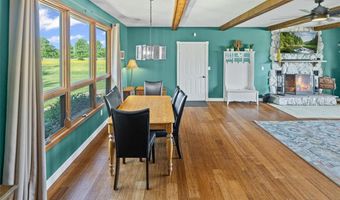 8110 Wolf Rd, Alton, IL 62002