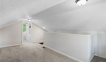 16431 Oak Hill Dr, Argentine, MI 48430