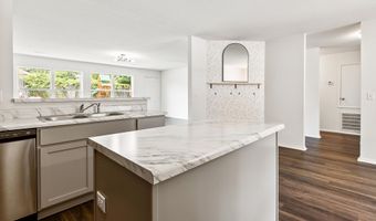 1936 Auburn Hills Dr, Benton, AR 72015