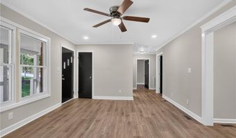 128 Englewood Dr, Archdale, NC 27263