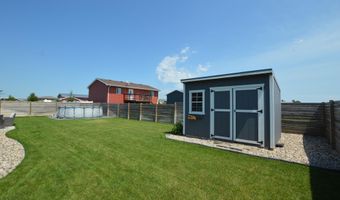 2413 S Lawson St, Aberdeen, SD 57401