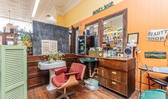 316 318 Broadway St, Abilene, KS 67410