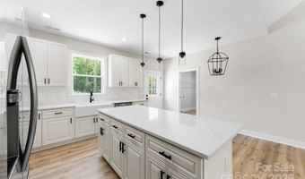 109 Darvee Rd, Blacksburg, SC 29702
