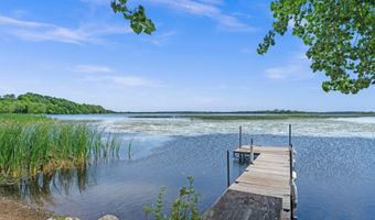 10538 Montgomery Ave NW, Annandale, MN 55302