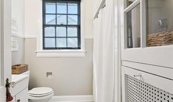 430 LEBEAU St, Arabi, LA 70032