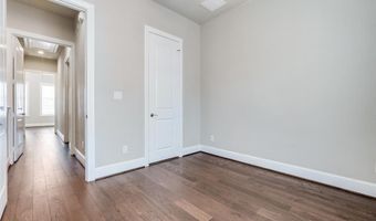 4128 Runyon Rd, Addison, TX 75001