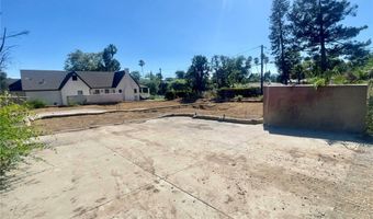 2040 El Molino Ave, Altadena, CA 91001