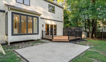 31 STONE MOUNTAIN Ln, Marlton, NJ 08053